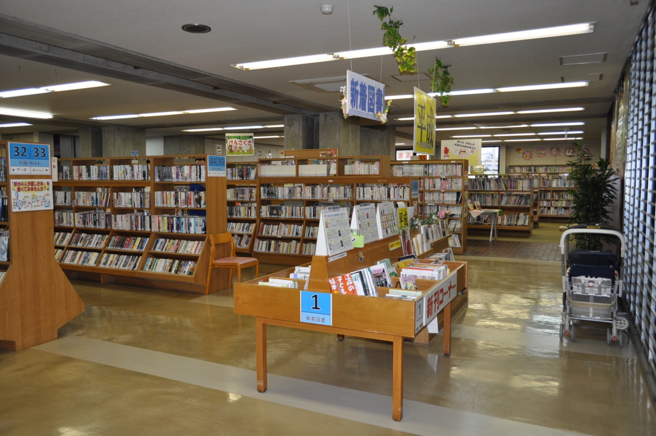 玉名市民図書館